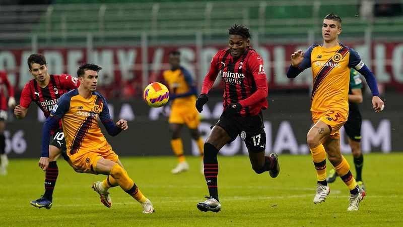 Soi kèo nhà cái AC Milan vs AS Roma
